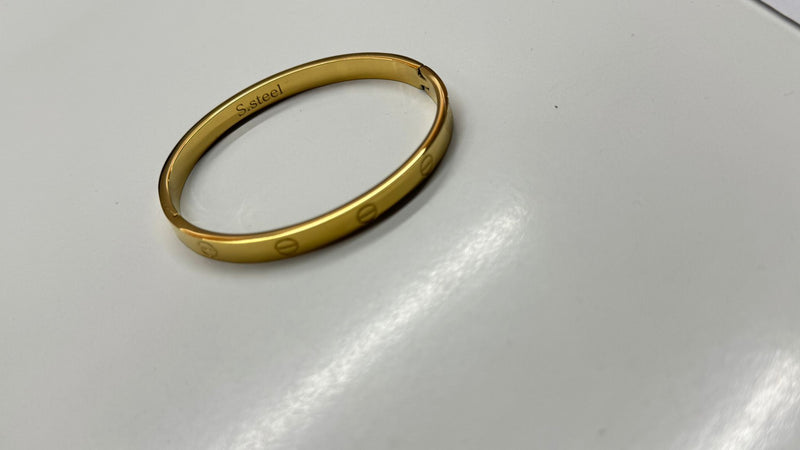 Bracciale neck
