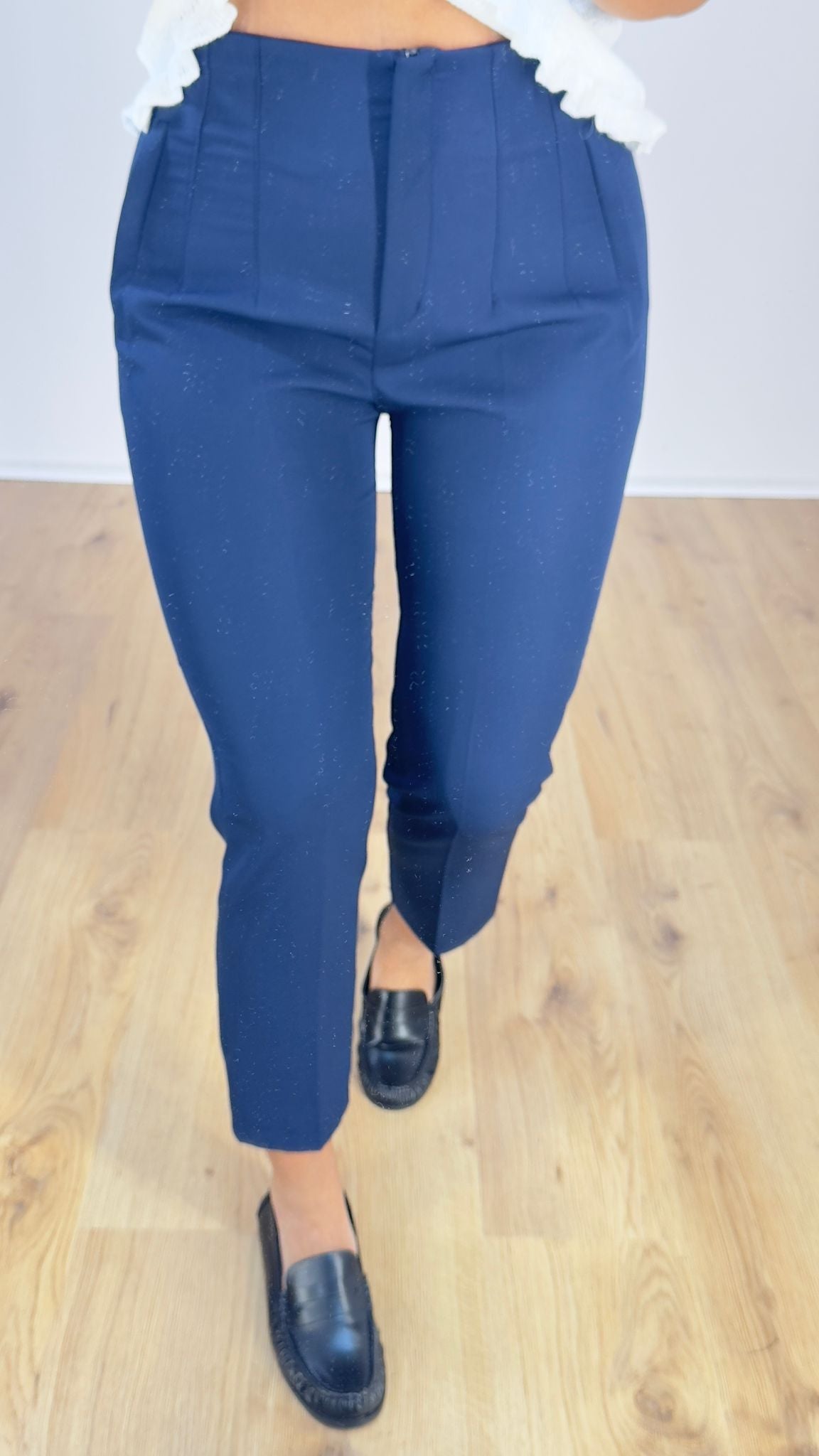 Pantalone Street NEW